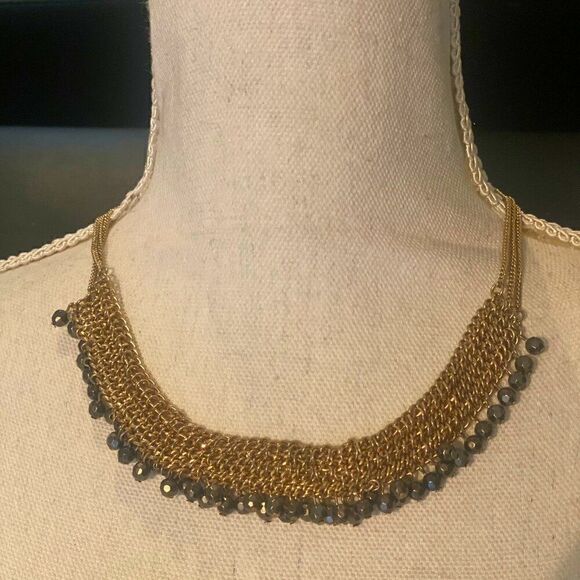 Elegant Gold Mesh Chain Necklace with Black Bead Accents - Picture 1 of 3